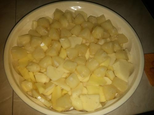 Курица с ананасами и картофелем в духовке. WayDownWeGo › Блог › Ароматная курица с ананасами и картошкой =)