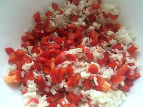 Салат из крабовых палочек с кукурузой рецепт с огурцом без риса. Крабовый салат с огурцом и кукурузой – 6 классических рецептов