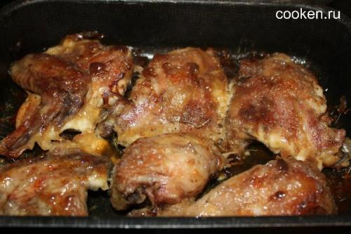 Приготовить курицу в духовке кусочками с майонезом. Курица под майонезом в духовке