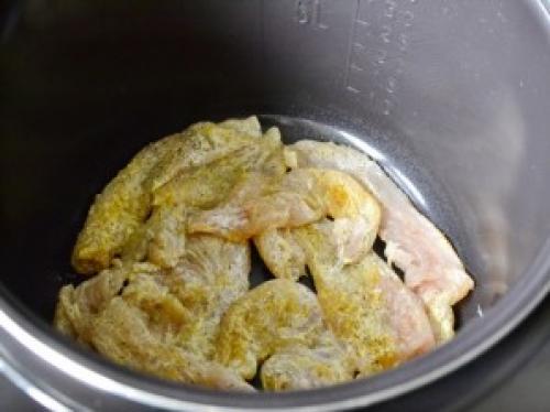 Куриное филе с ананасами и помидорами. Как приготовить "Куриное филе с ананасами"