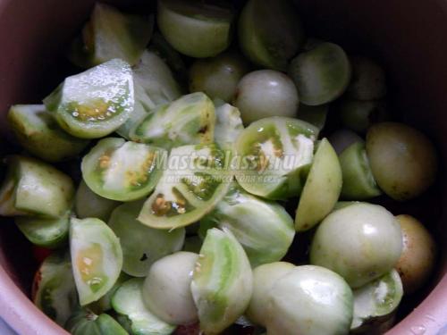 Икра из зеленых помидоров в мультиварке.