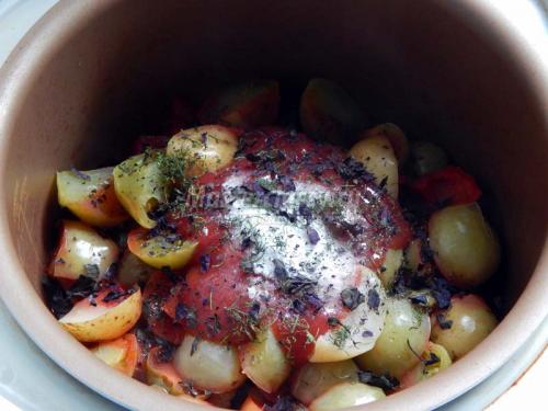 Икра из зеленых помидоров в мультиварке.