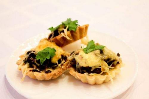 Рецепты блюд для фуршета на работе недорого. Топ-10 вкусных и недорогих закусок для фуршета на работе