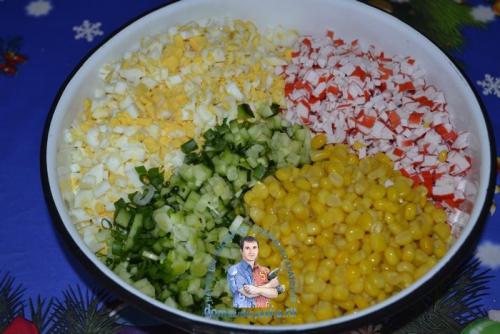 Салат с крабовыми палочками без риса с огурцом рецепт с кукурузой. Крабовый салат с кукурузой и огурцом без риса: рецепт с 10 пошаговыми фото