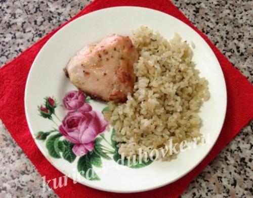 Как вкусно запечь курицу в духовке кусочками с майонезом. Курица в духовке с майонезом и чесноком