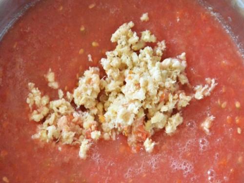 Хреновина рецепт приготовления из помидор на зиму без варки с хреном и. Хреновая закуска из помидоров с хреном и чесноком на зиму