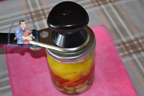 Салат слоями огурцы, помидоры, лук, перец, на зиму. Лето в банке!