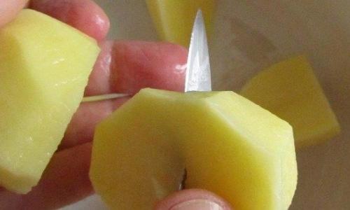 Как вкусно запечь курицу в духовке кусочками в рукаве. Как запечь курицу в рукаве с овощами