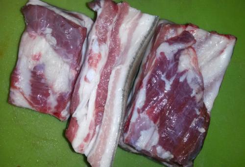 Сало в двух пакетах. Сообщества › Вкусно жрать › Блог › Сало по-пражски (сало вареное в пакете)