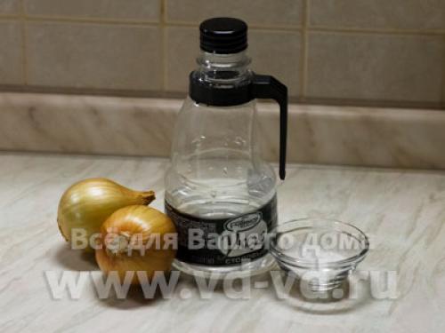 Как сделать вкусный маринованный лук к селедке. Маринованный лук