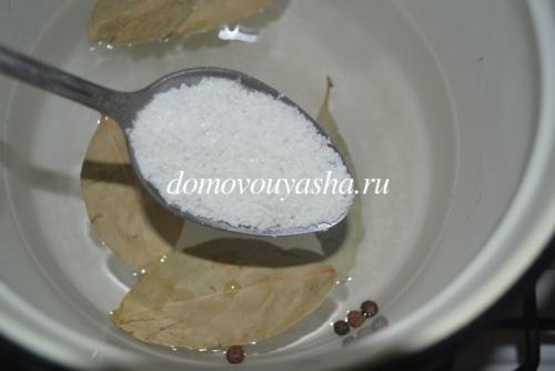 Рецепт скумбрии пряного посола. Вкусная слабосоленая скумбрия