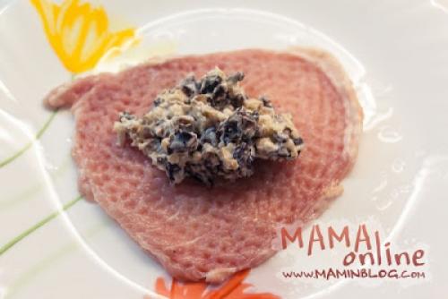 Свиные рулетики с черносливом и грецкими. Рулетики из свинины с черносливом и грецкими орехами. Фото-рецепт