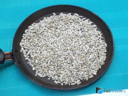 Козинаки из семечек с медом рецепт. Козинаки из семечек и меда