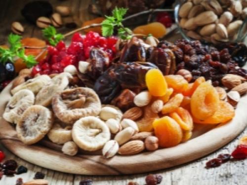 Сухофрукты список. Сухофрукты: разновидности и полезные свойства для организма
