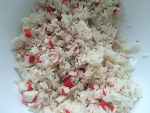 Салат из крабовых палочек с кукурузой рецепт с огурцом без риса. Крабовый салат с огурцом и кукурузой – 6 классических рецептов