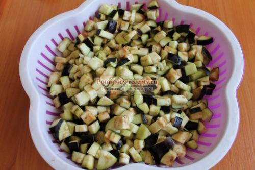 Баклажаны жареные со сметаной и помидорами. Тушеные баклажаны с помидорами в сметане. Рецепт с пошаговыми фото