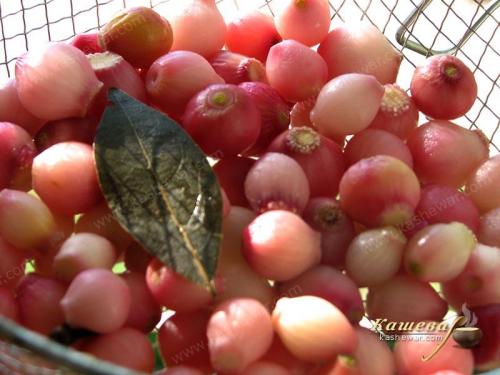 Маринованный лук в масле