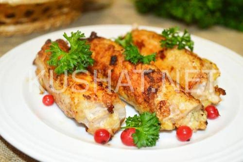 Свиные рулетики с грецким орехом. Рулетики из свинины с сыром и орехами – рецепт