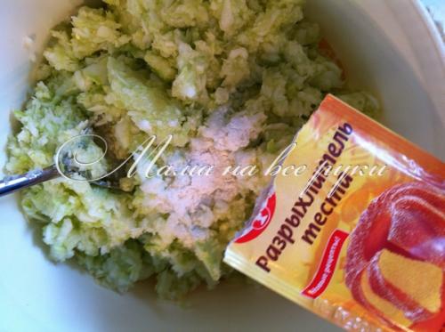 Как потушить кабачки ребенку 1 год. Блюда для детей из кабачков с 8-9-10 месяцев, с 1 года. Что приготовить ребёнку из кабачков? 07 Как потушить кабачки ребенку 1 год. Блюда для детей из кабачков с 8-9-10 месяцев, с 1 года. Что приготовить ребёнку из кабачков? 07