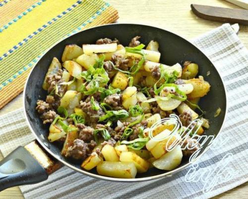 Картошка жареная с яйцом и сыром. Жареная картошка с сыром 30