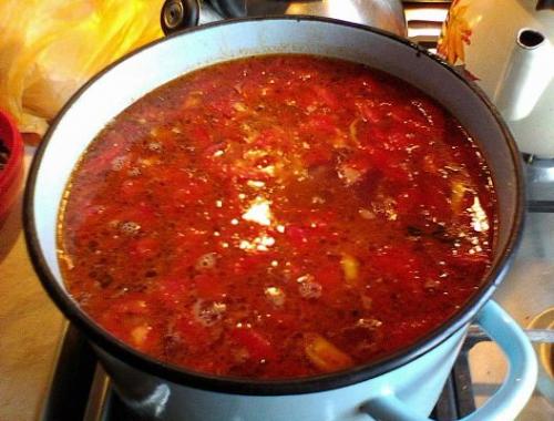 Овощной суп с помидорами. Летний овощной суп с помидорами и сладким перцем