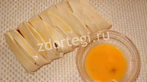 Косичка с начинкой из слоеного теста. 10 Косичка с начинкой из слоеного теста. 10