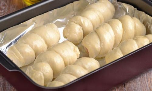 Бездрожжевое тесто для сосисок в тесте. Как приготовить в духовке вкусные сосиски в дрожжевом тесте