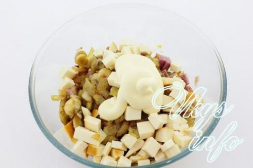 Салат с ветчиной и грибами и болгарским перцем. Описание 27