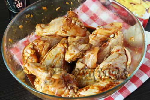 Куриные крылья подача. Крылышки к пиву, от которых невозможно оторваться (рецепт)