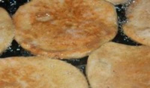 Печеночные оладьи с молоком. Оладьи печеночные нежные