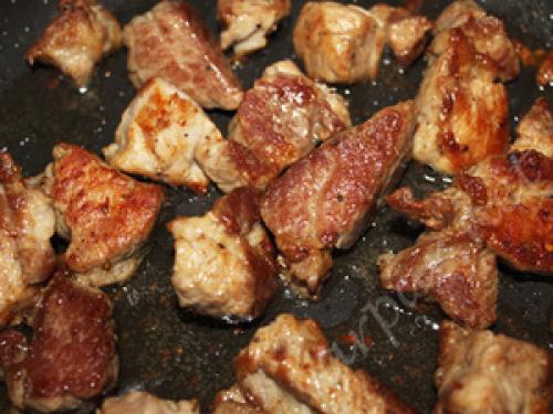 Тыква в духовке с мясом. Рецепт 1: тушеная свинина с тыквой (пошаговые фото)