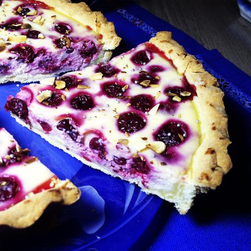 Торт с рикоттой и вишней. Вишневый тарт с рикоттой