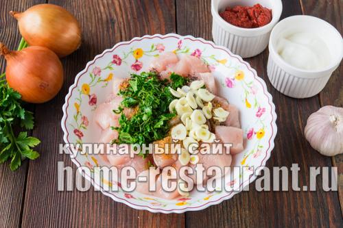 Гуляш из куриного филе. Гуляш из курицы с подливкой в кастрюле + ВИДЕО