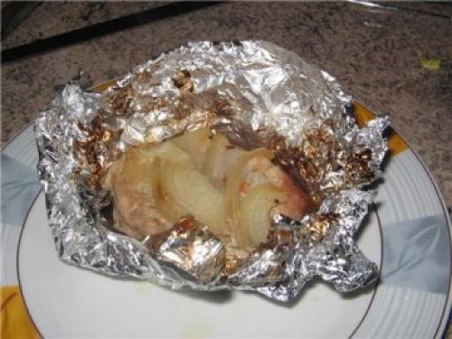 Можно запекать в фольге в аэрогриле. Свинина фольге в аэрогриле. мясо в фольге в аэрогриле свинина. свинина в аэрогриле рецепты с фото простые и вкусные.