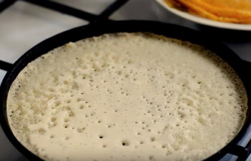 Рецепт блинов на воде. Рецепт постных блинчиков без яиц на минеральной воде