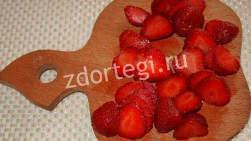 Косичка с начинкой из слоеного теста. 04 Косичка с начинкой из слоеного теста. 04