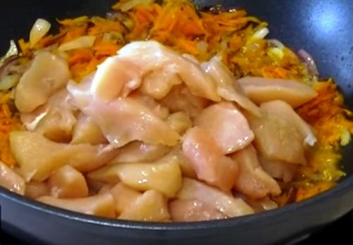Плов из куриных бедрышек 03 Плов из куриных бедрышек 03