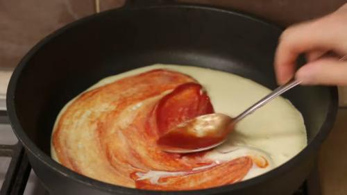 Студенческая пицца на сковороде. Пицца на сковороде за 5 минут. Простой рецепт быстрой пиццы на завтрак