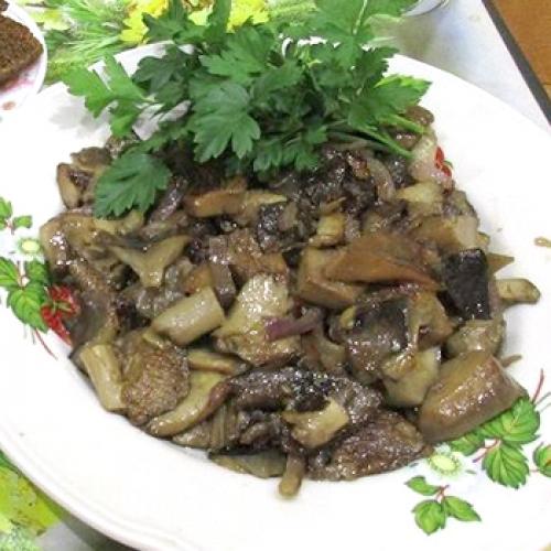 Рядовки жареные в сметане. Синюшки