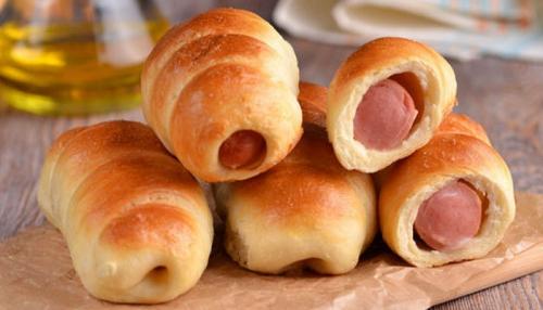 Бездрожжевое тесто для сосисок в тесте. Как приготовить в духовке вкусные сосиски в дрожжевом тесте