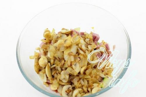 Салат с ветчиной и грибами и болгарским перцем. Описание 26