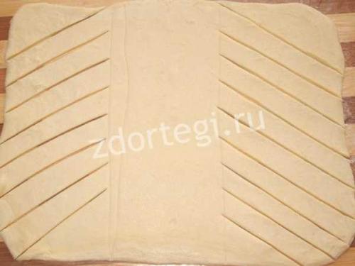 Косичка с начинкой из слоеного теста. 05 Косичка с начинкой из слоеного теста. 05