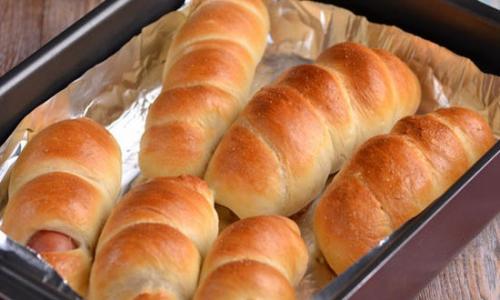 Бездрожжевое тесто для сосисок в тесте. Как приготовить в духовке вкусные сосиски в дрожжевом тесте