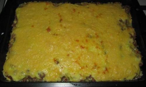 Картофельная запеканка с фаршем без сыра. Картофельная запеканка с фаршем и овощами