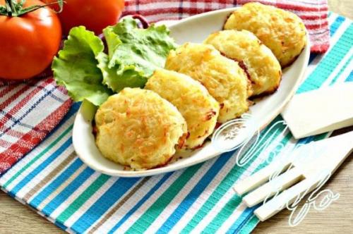 Картофельные драники с салом. Как приготовить картофельные драники с салом и луком 17