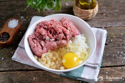Рисовые котлеты с фаршем. Котлеты с рисом и фаршем