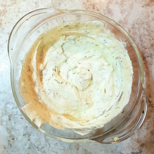 Творожный сыр с зеленью и чесноком рецепт. Творожный сыр с зеленью