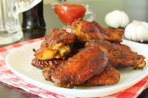Куриные крылья подача. Крылышки к пиву, от которых невозможно оторваться (рецепт)