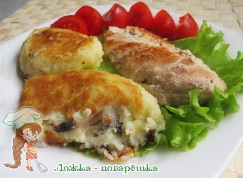 Картофельные зразы с грибами и сыром
