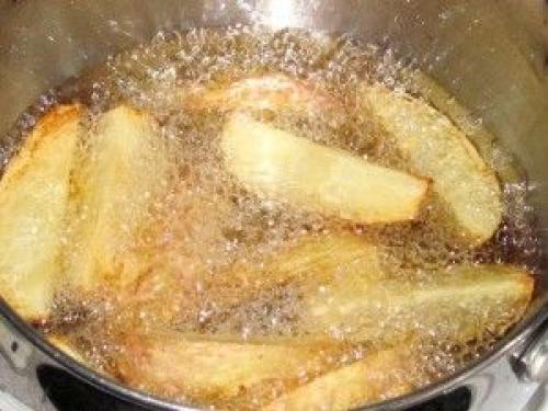 Картошка по деревенски в казане на костре. Ингредиенты для картофеля по-деревенски: